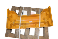 PREDNÝ NÁRAZNÍK JCB 332/G5547